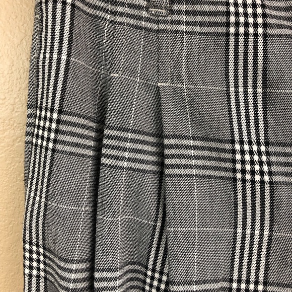 Madewell wide leg pleated high waisted plaid pants. - Picture 5 of 10